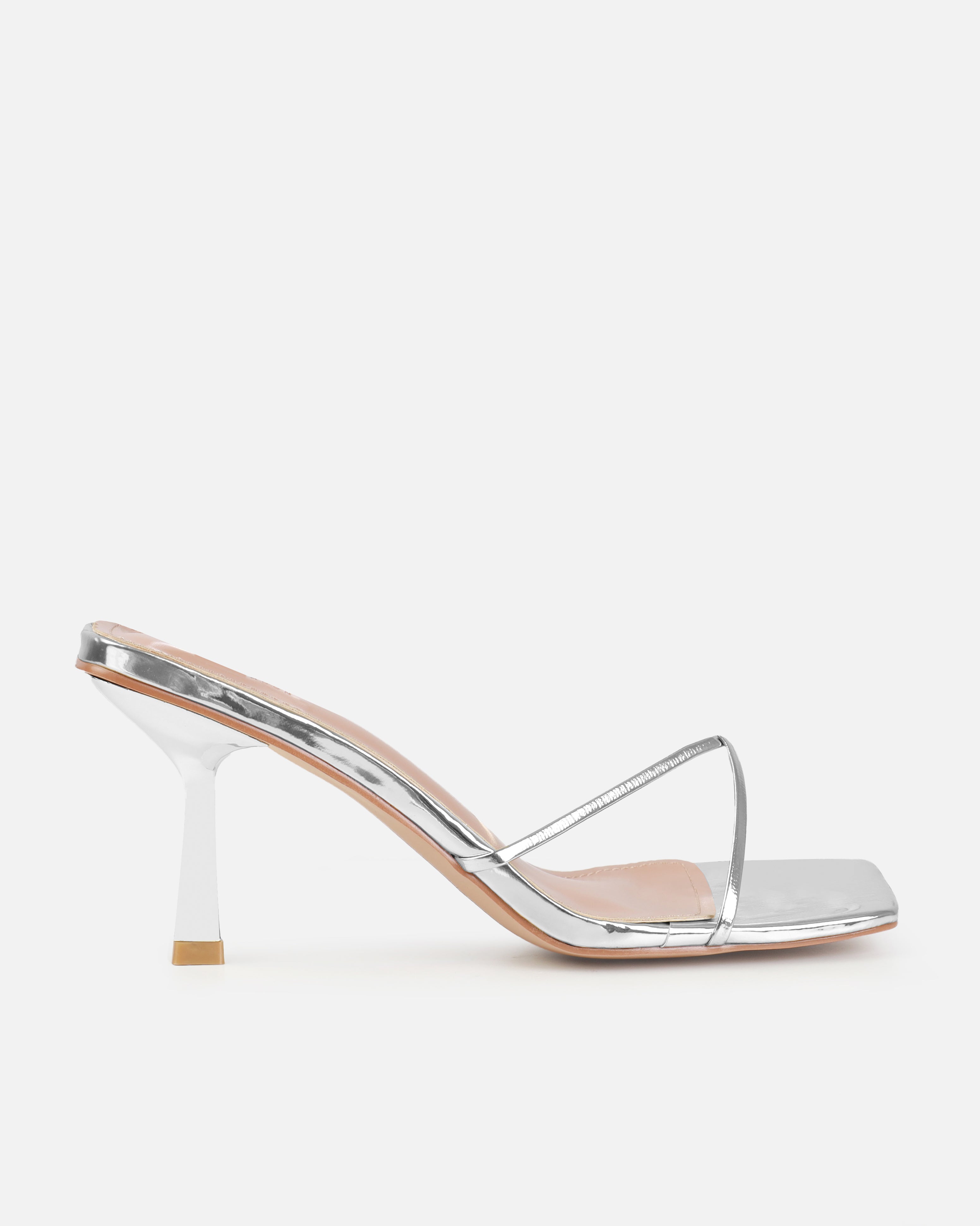 Dionne Crowe Corsage Silver Mid Heel Mules | SIMMI London