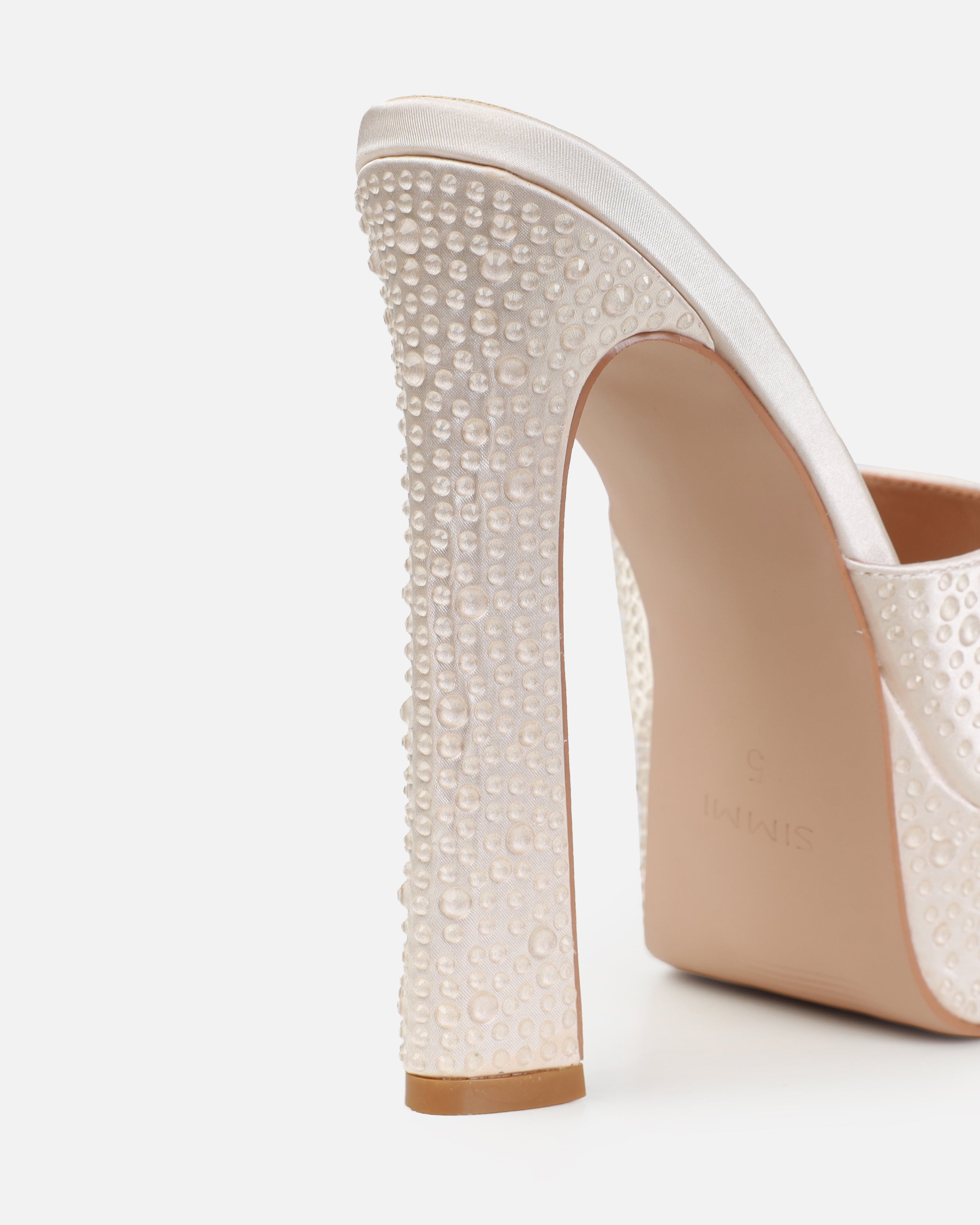 Dionne Crowe Fondant Blush Satin Droplet Platform Mules | SIMMI London