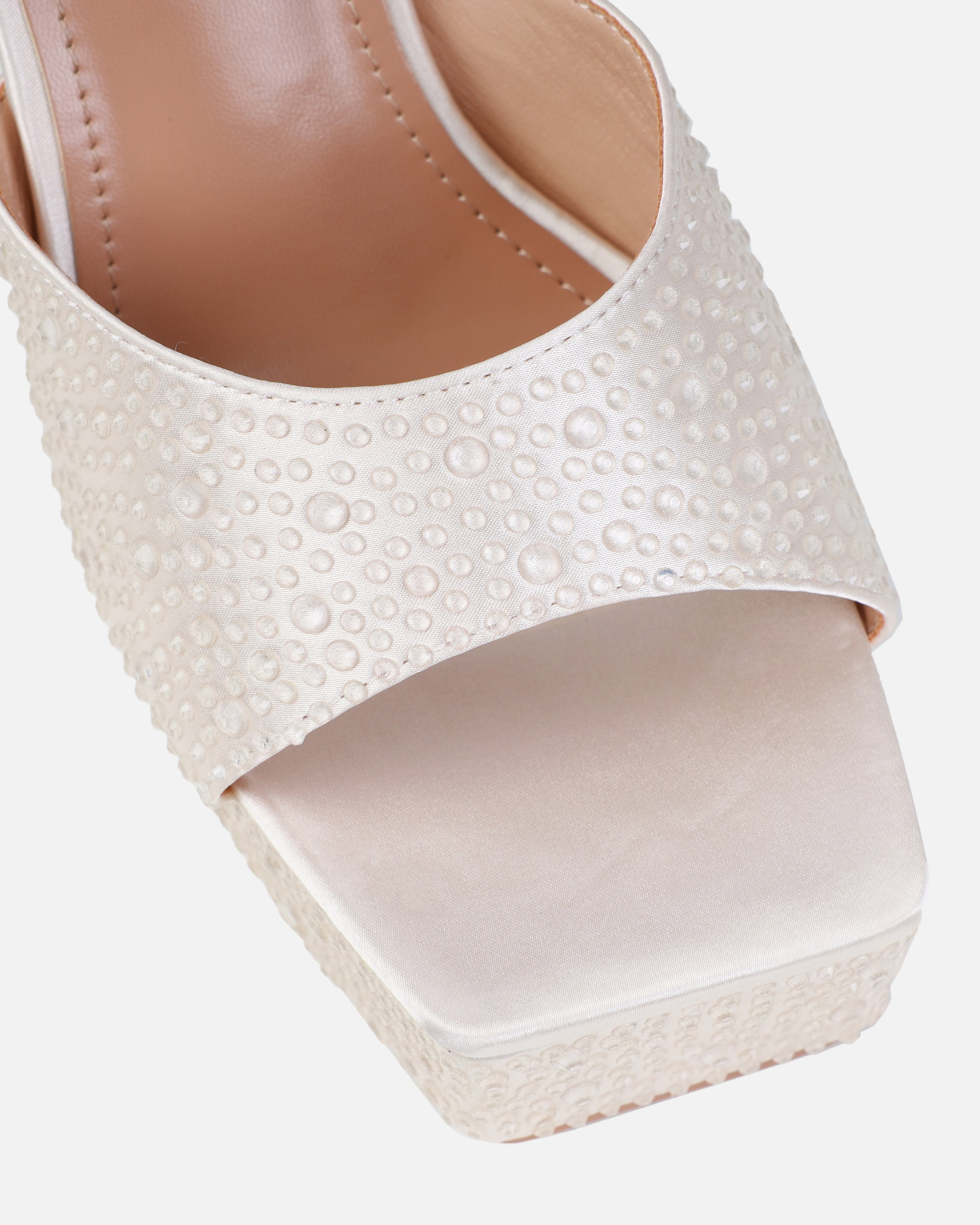 Dionne Crowe Fondant Blush Satin Droplet Platform Mules | SIMMI London