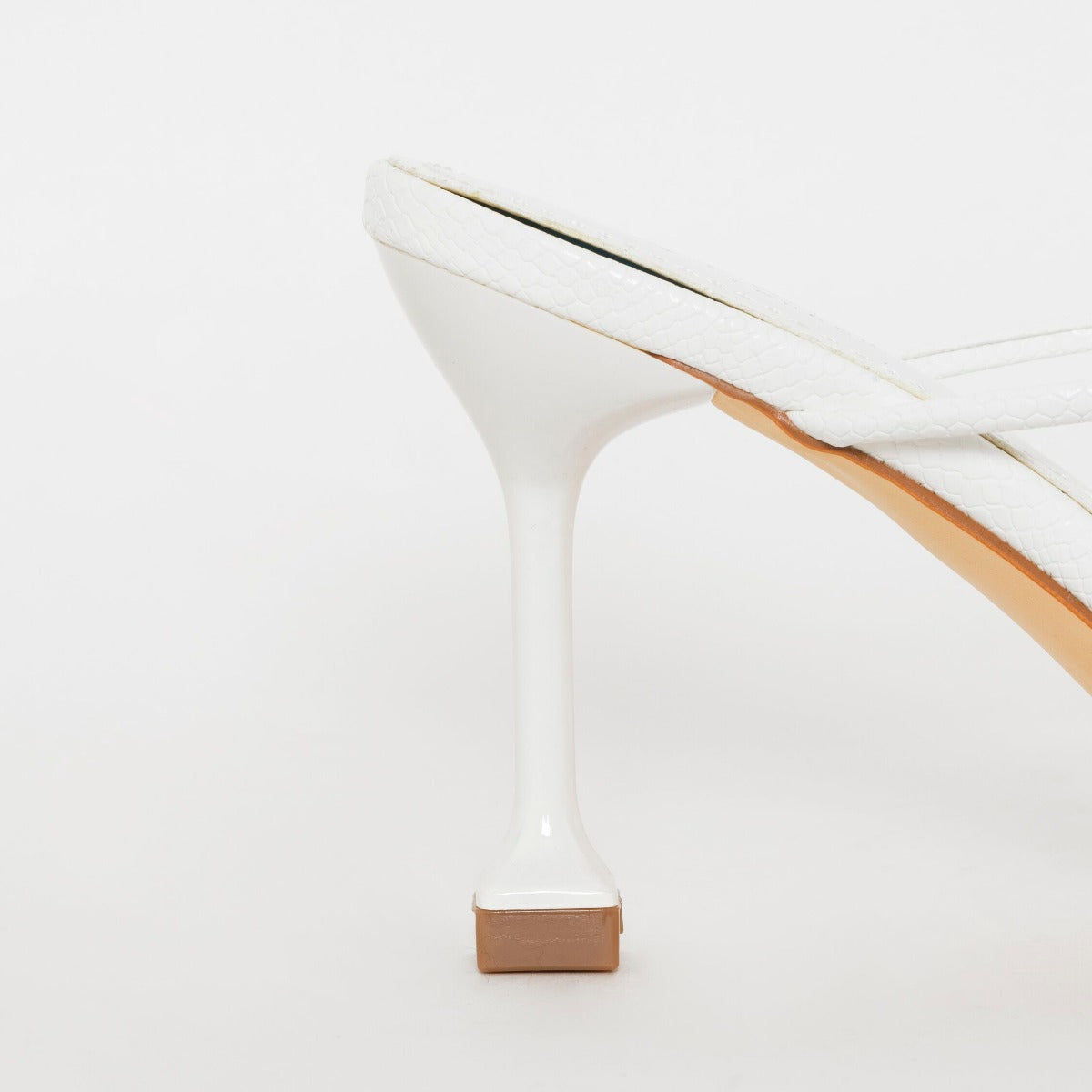 SIMMI SHOES / JADA WIDE FIT WHITE SNAKE PRINT STRAPPY MIDI HEEL MULES