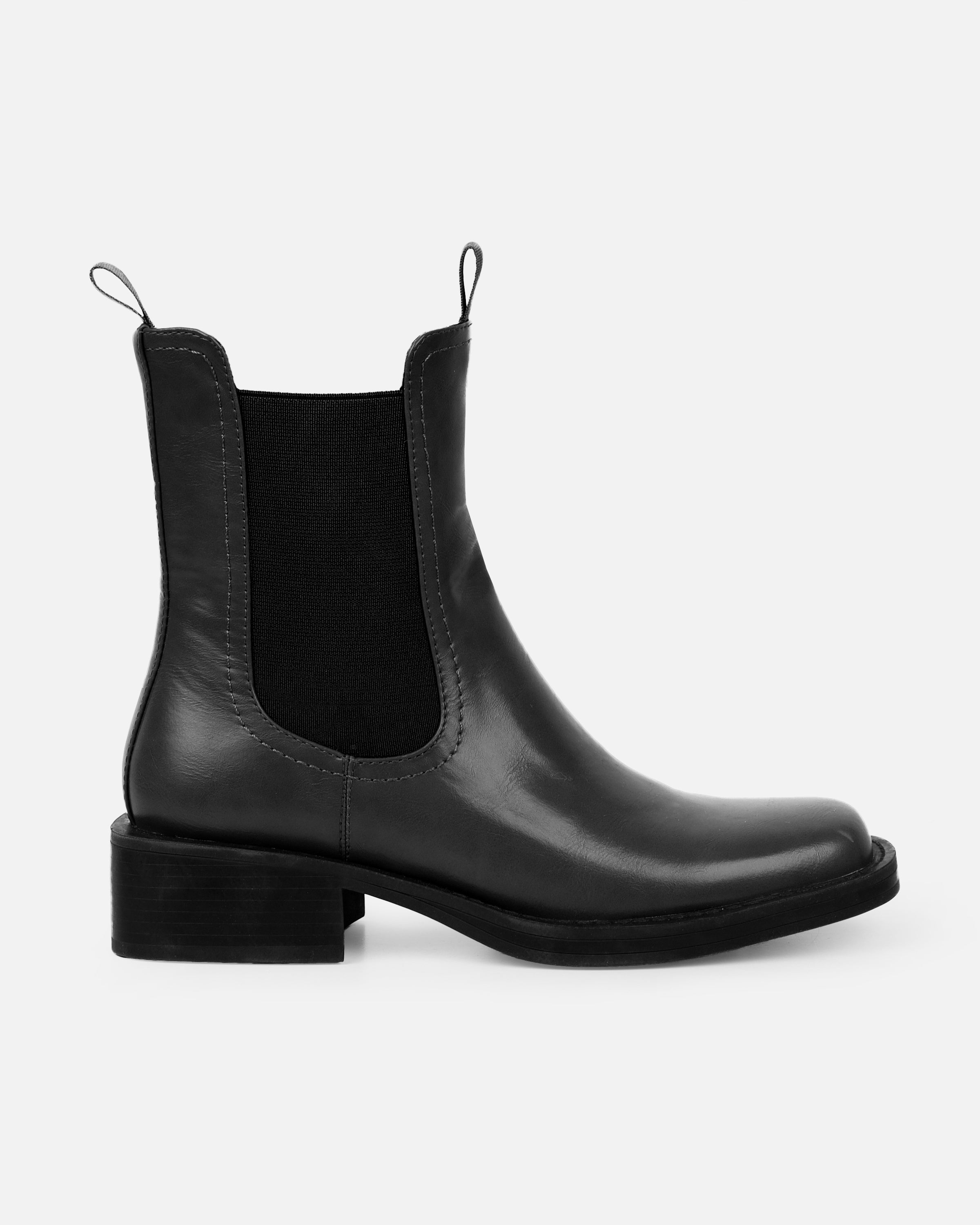 Walter Black Flat Ankle Boots | SIMMI London