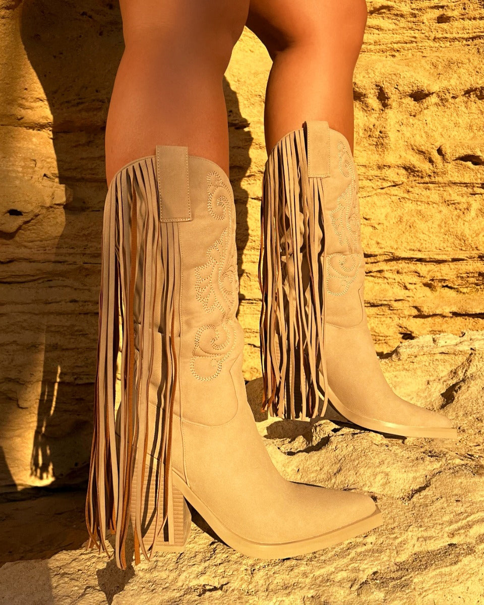 Tasha Ghouri Andrew Stone Tassle Calf Western Boots | SIMMI London