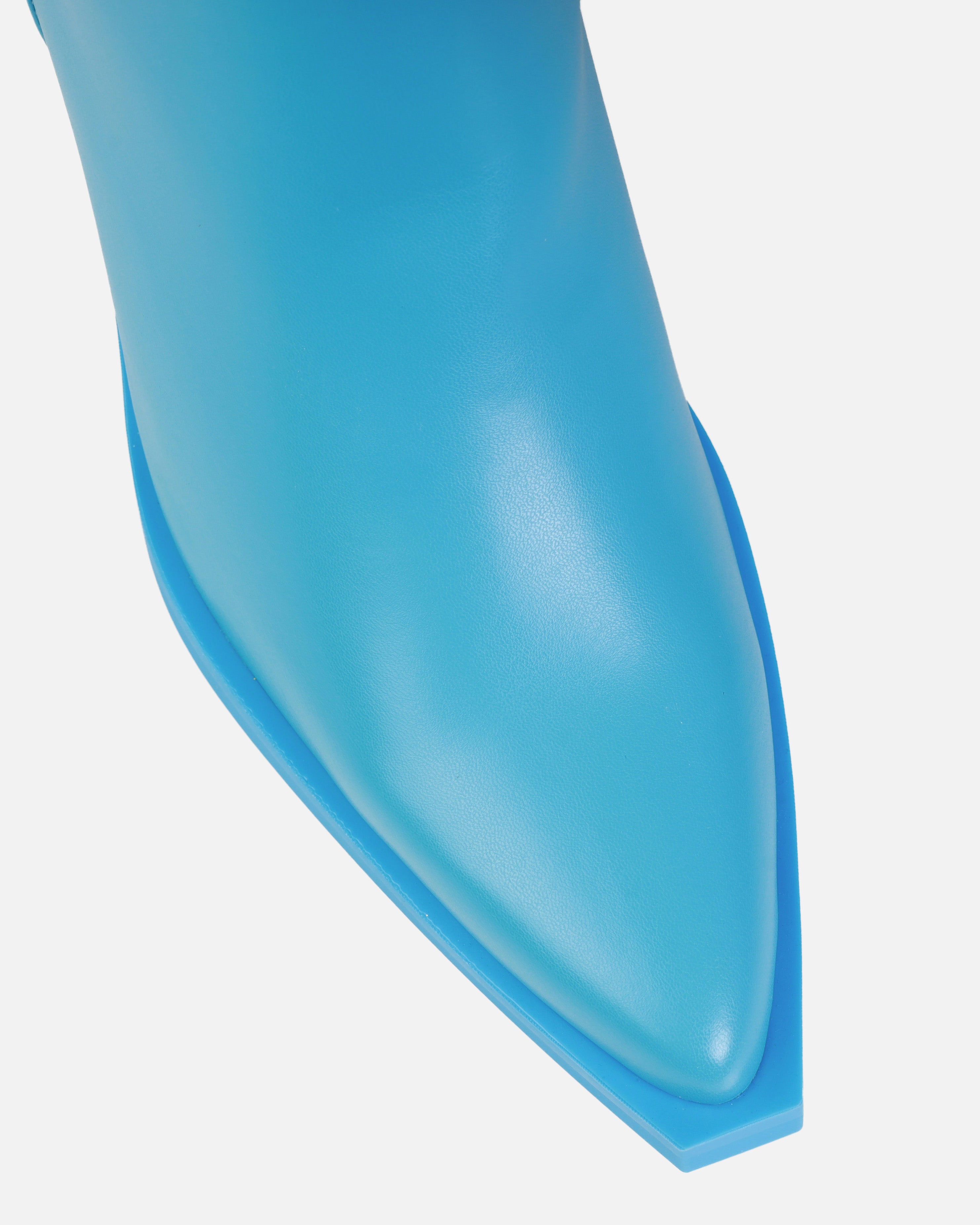 Tasha Ghouri Garcia Blue Over The Knee Western Boots | SIMMI London