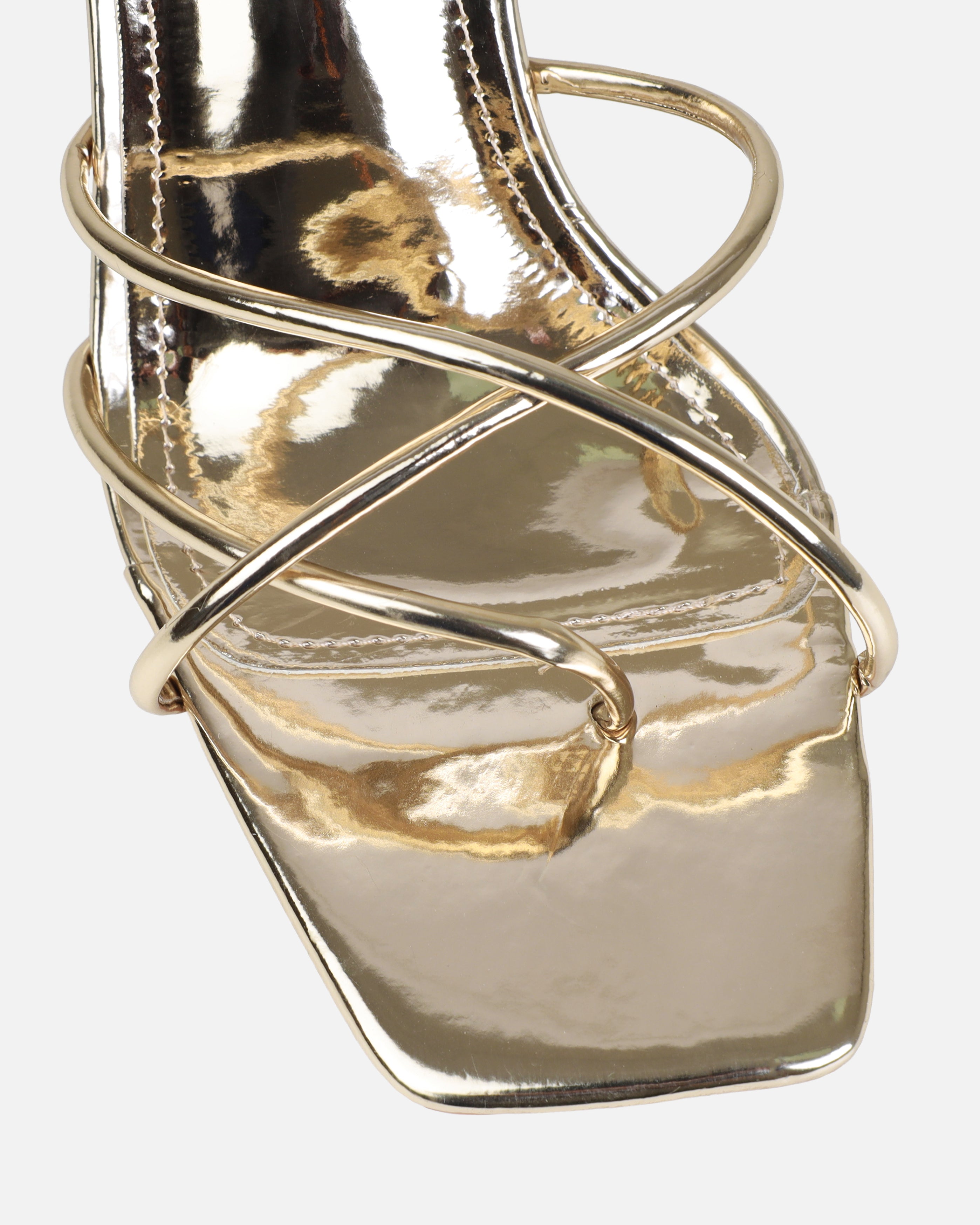 Damarai Gold Mid Heel Toe Thong Mules | SIMMI London