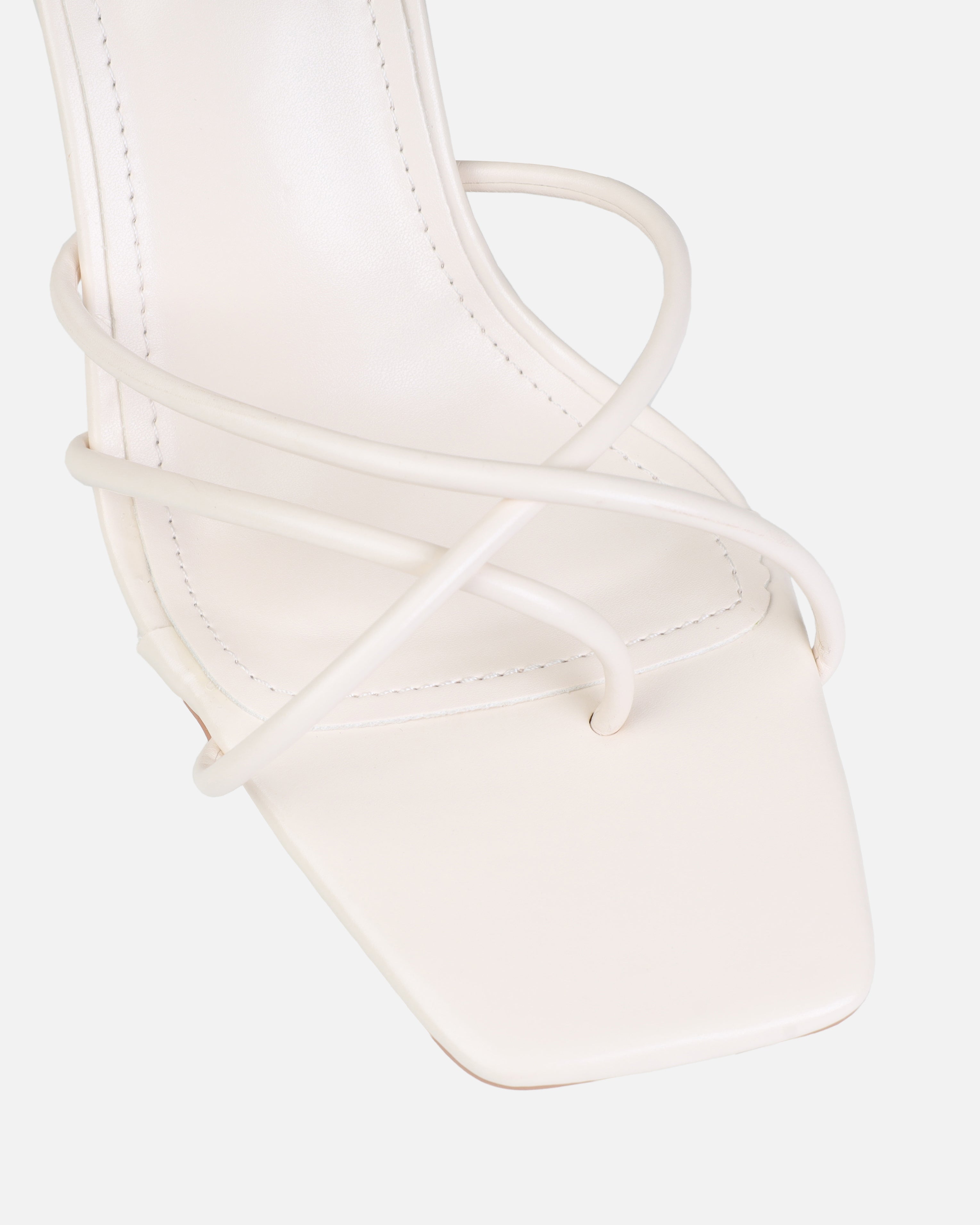 Damarai Stone Mid Heel Toe Thong Mules | SIMMI London