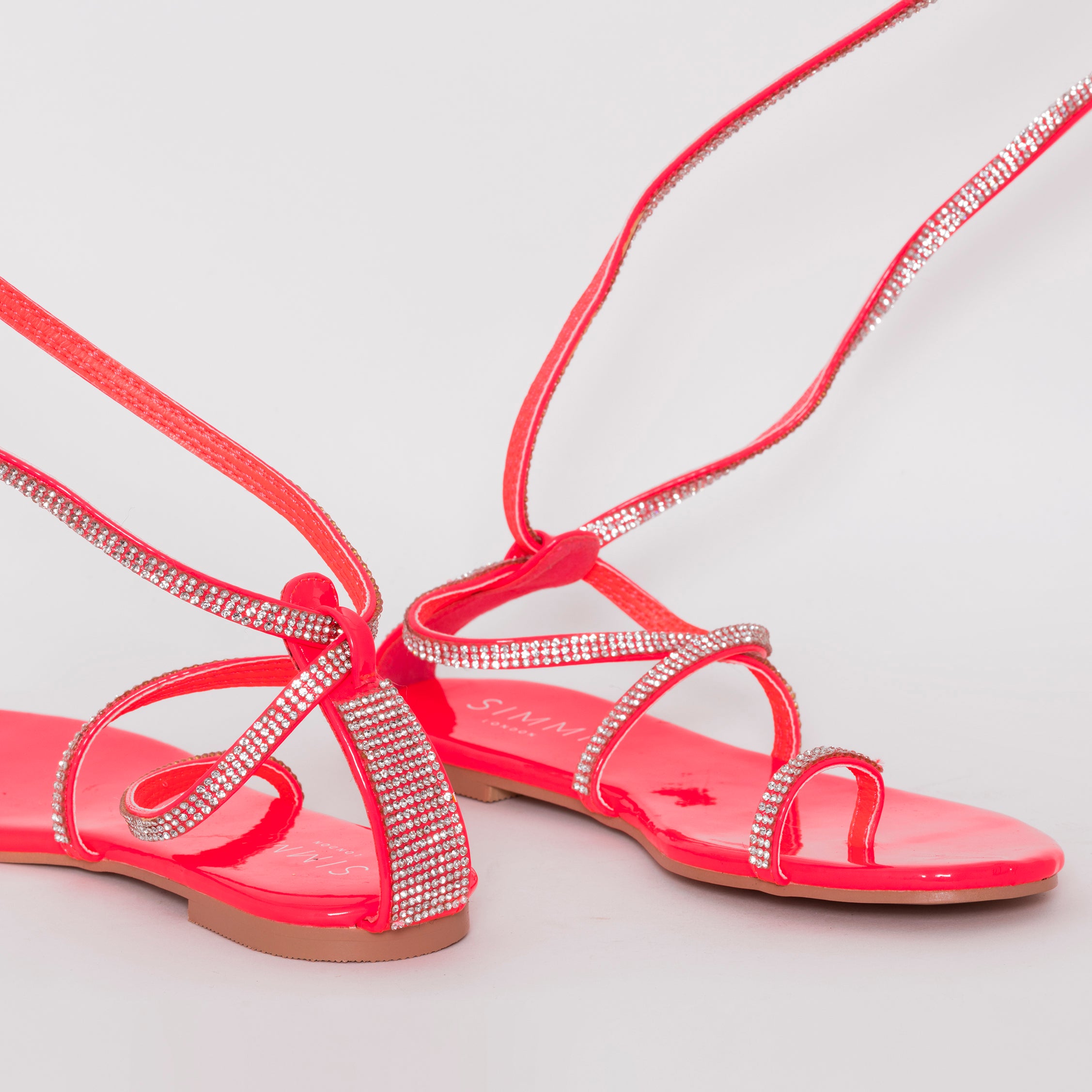 SIMMI SHOES / AVERIE HOT PINK PATENT LACE UP DIAMANTE SANDALS