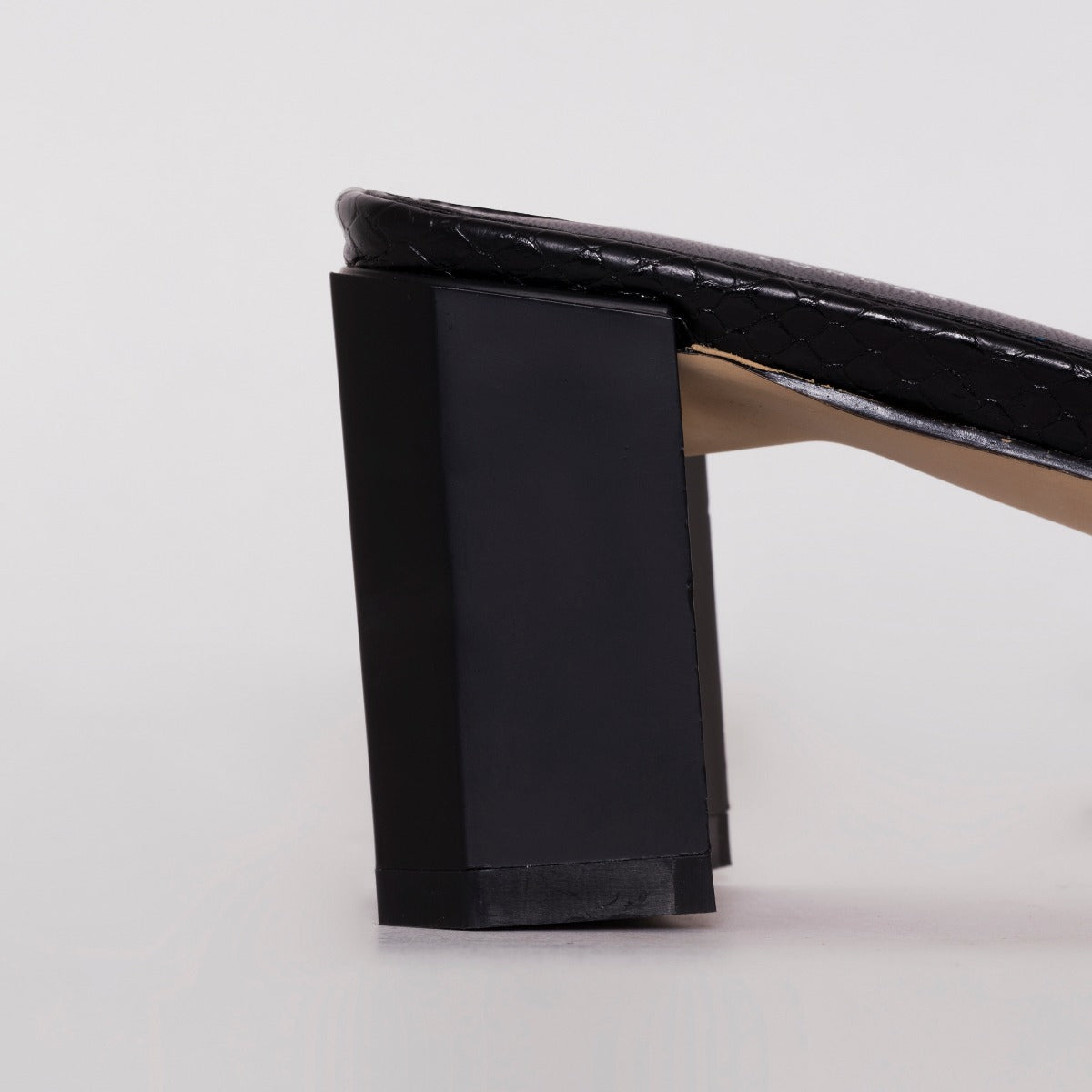 SIMMI SHOES / RUHANI WIDE FIT BLACK SNAKE PRINT BLOCK MID HEEL MULES
