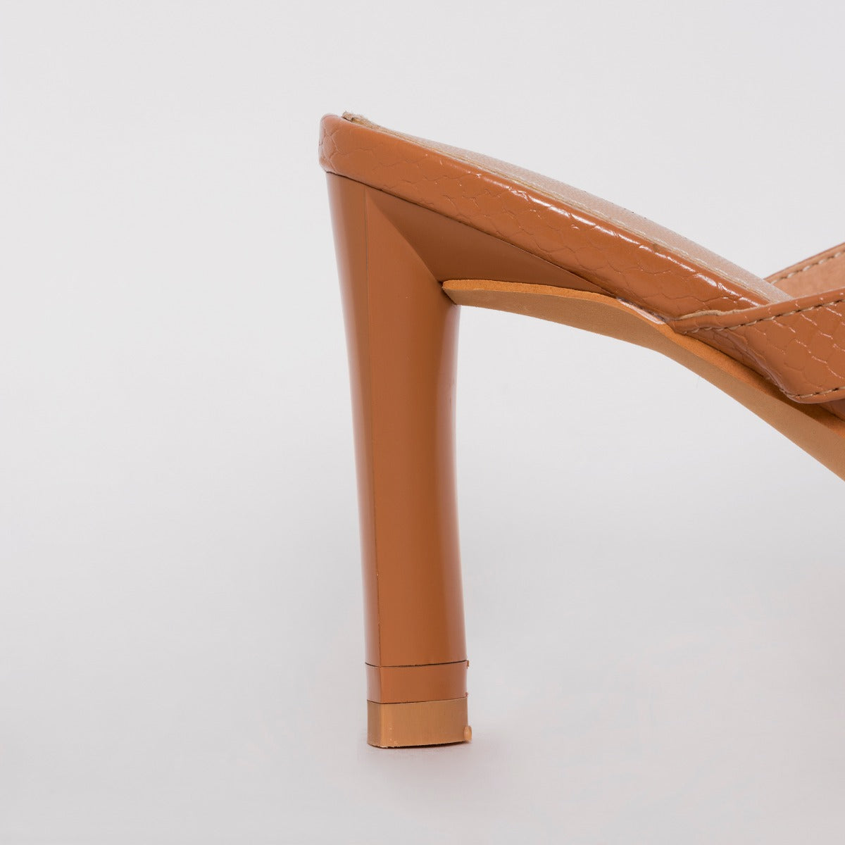 SIMMI SHOES / DALLA WIDE FIT NUDE SNAKE PRINT MID HEEL MULES