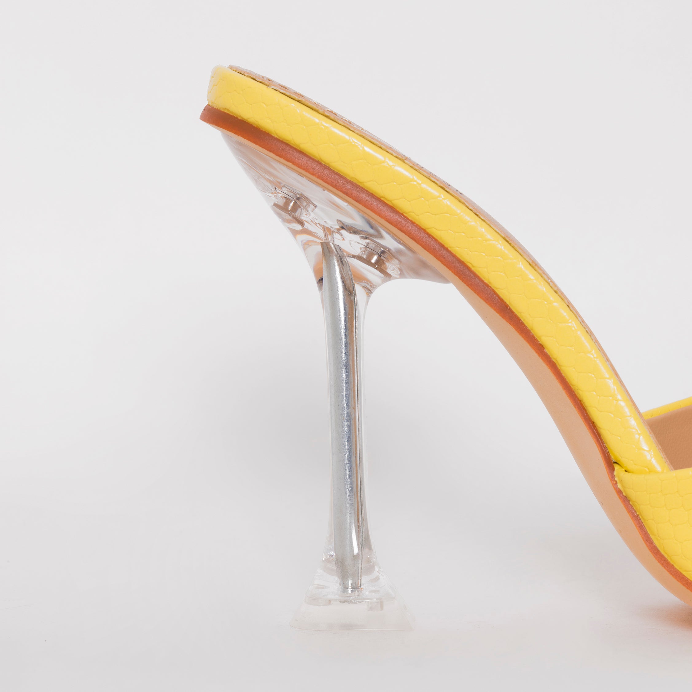 SIMMI SHOES / ELOURA YELLOW SNAKE PRINT FLARED HEEL MULES