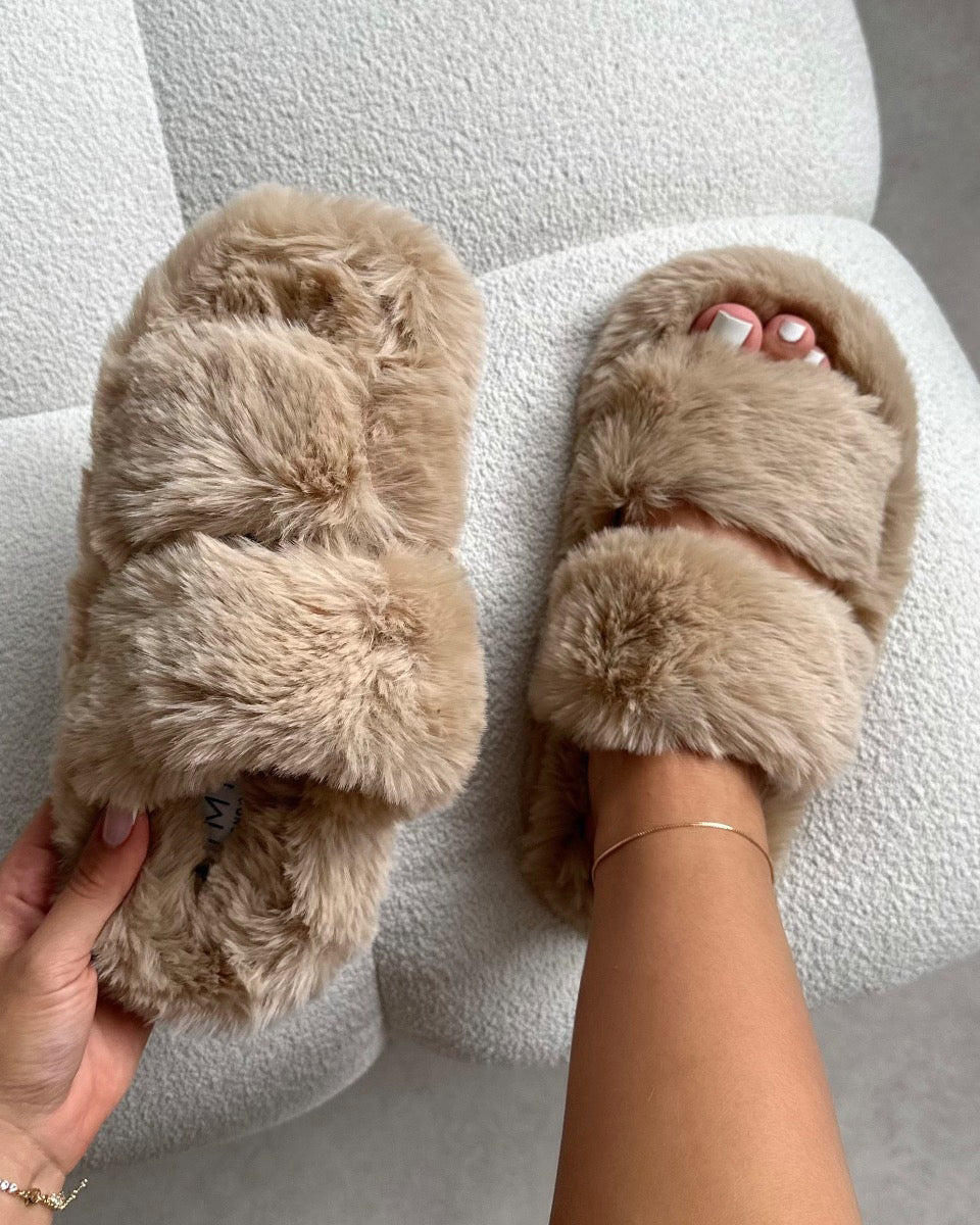 Fuzziest Mink Faux Fur Fluffy Slippers | SIMMI London