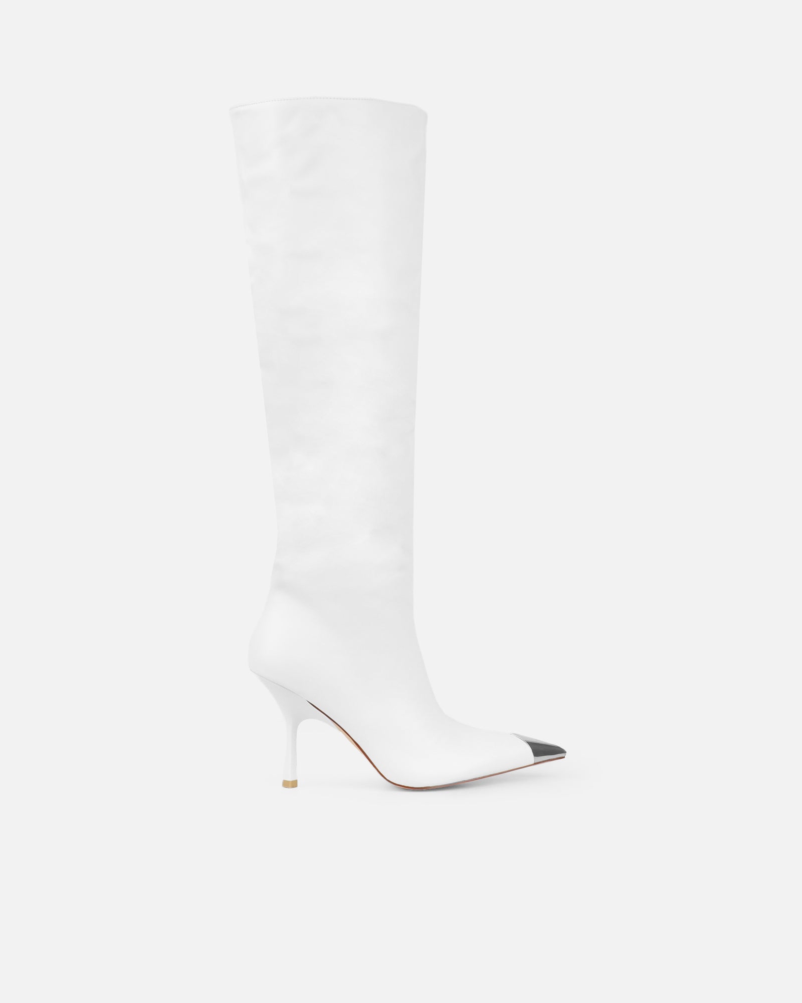 Garry White Heeled Boot With Toe Cap | SIMMI London