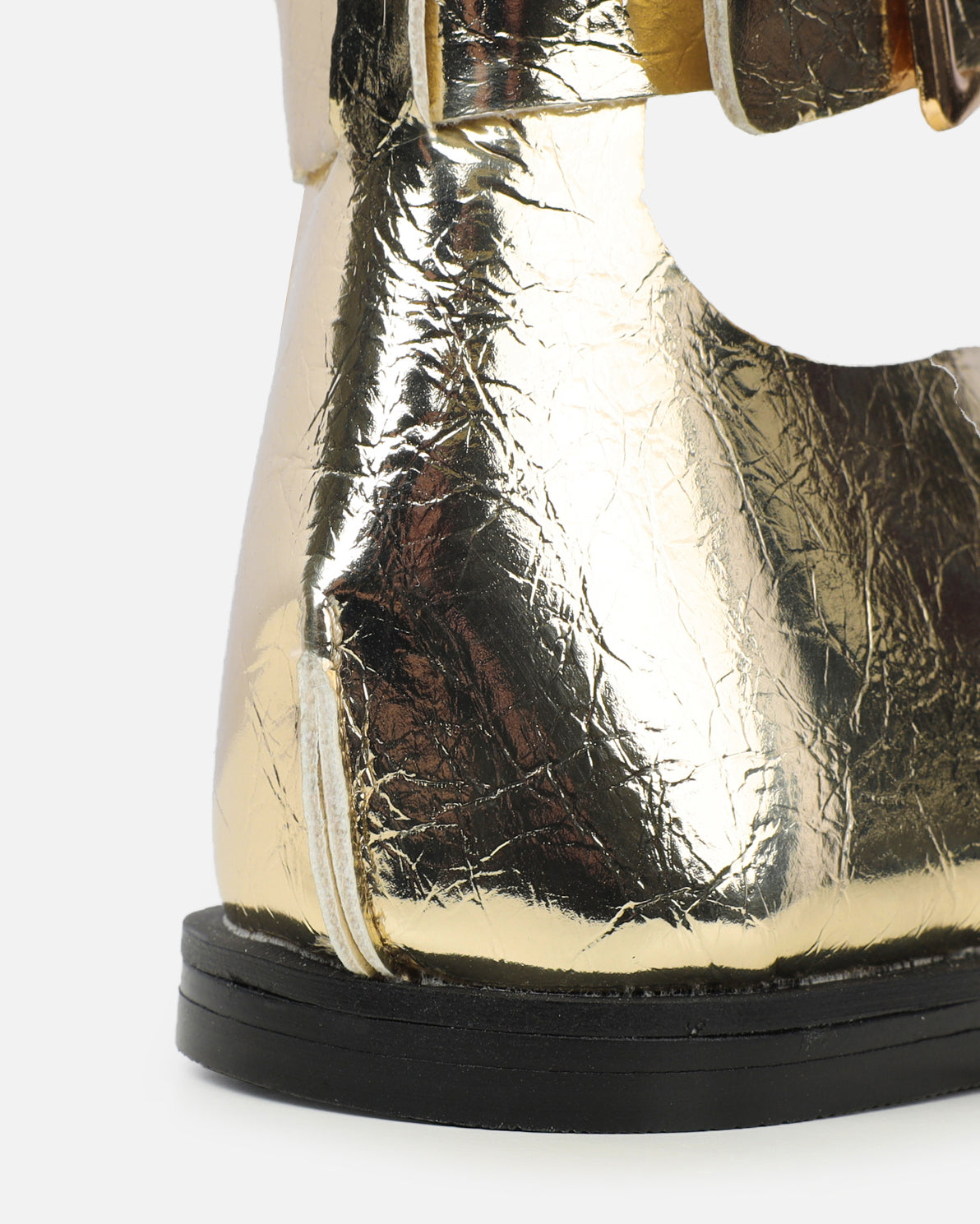 Gypsy gold metallic toe loop flat sandals | SIMMI London