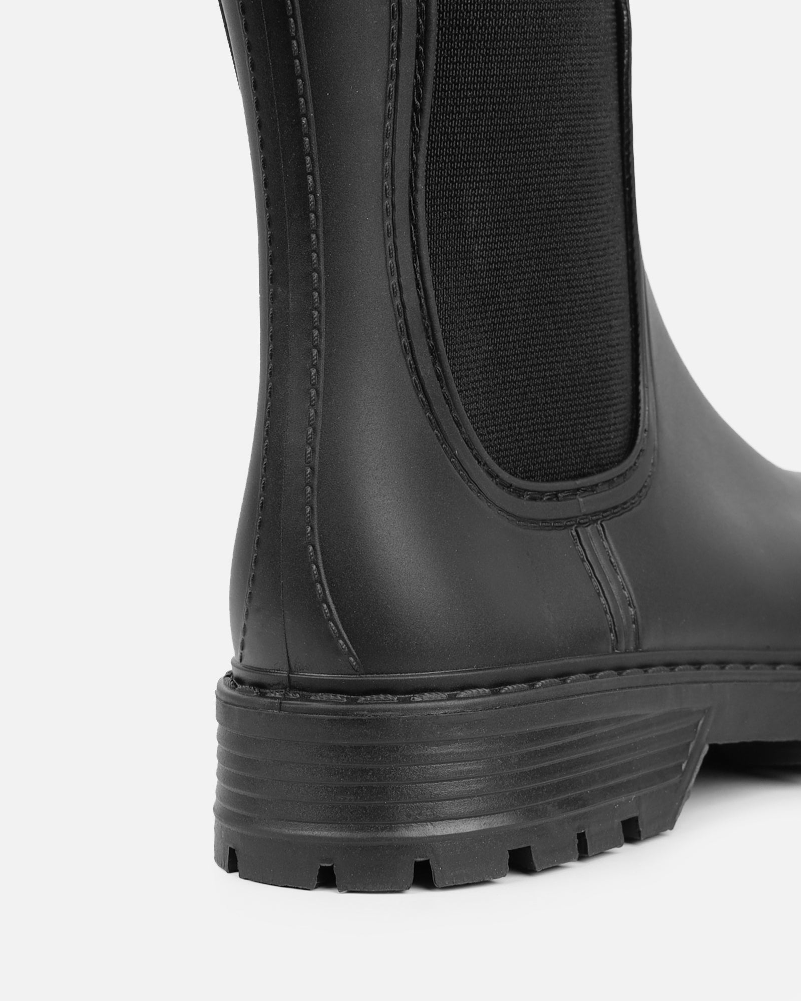 Hartley Black Wellington Chelsea Boot | SIMMI London