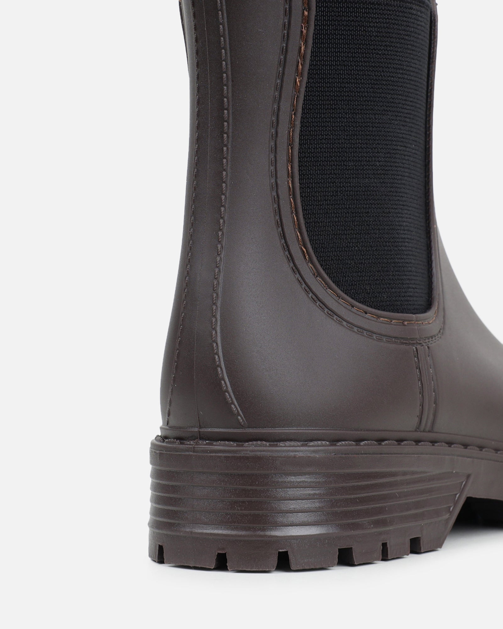 Hartley Brown Wellington Chelsea Boot | SIMMI London