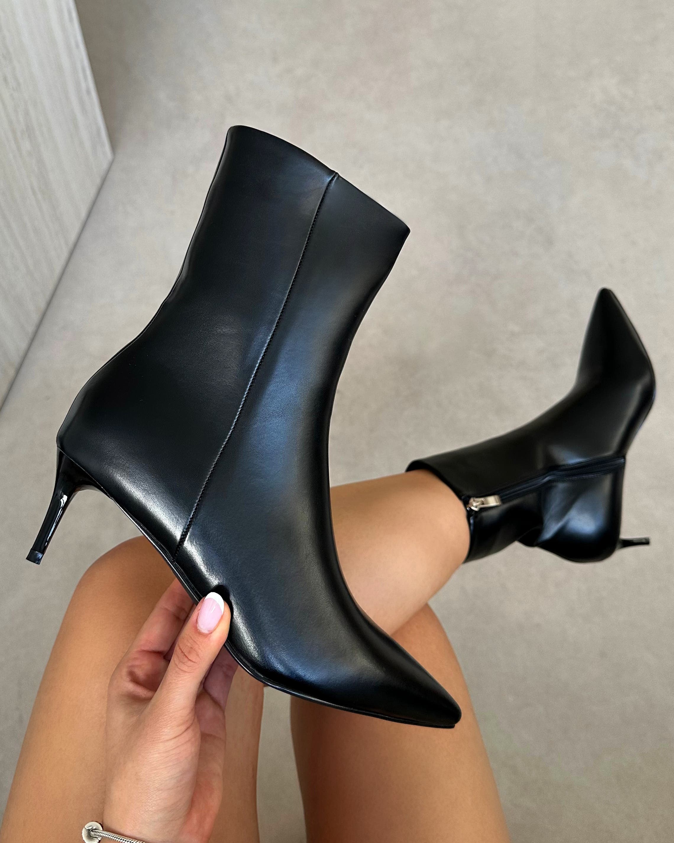 black dress boots low heel Wavsuf Womens Shoes Wide Width Winter Short Ankle-High with Zipper Size 42 Perfect for daily wear Huxley Black Low Heel Ankle