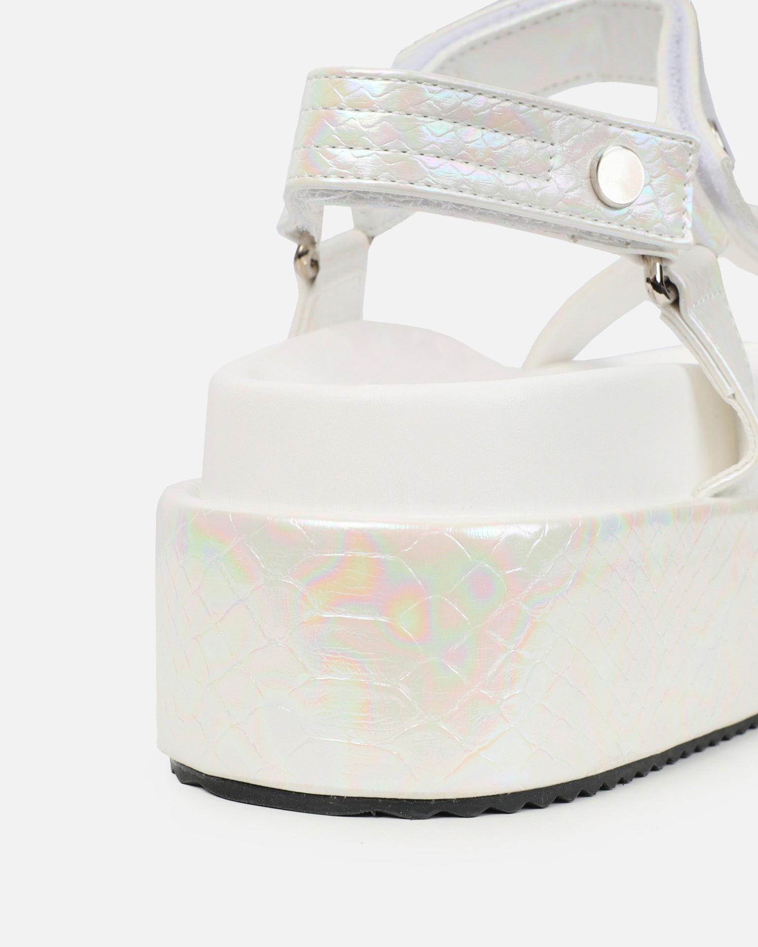 Jamarni White Croc Flatform Sandals | SIMMI London