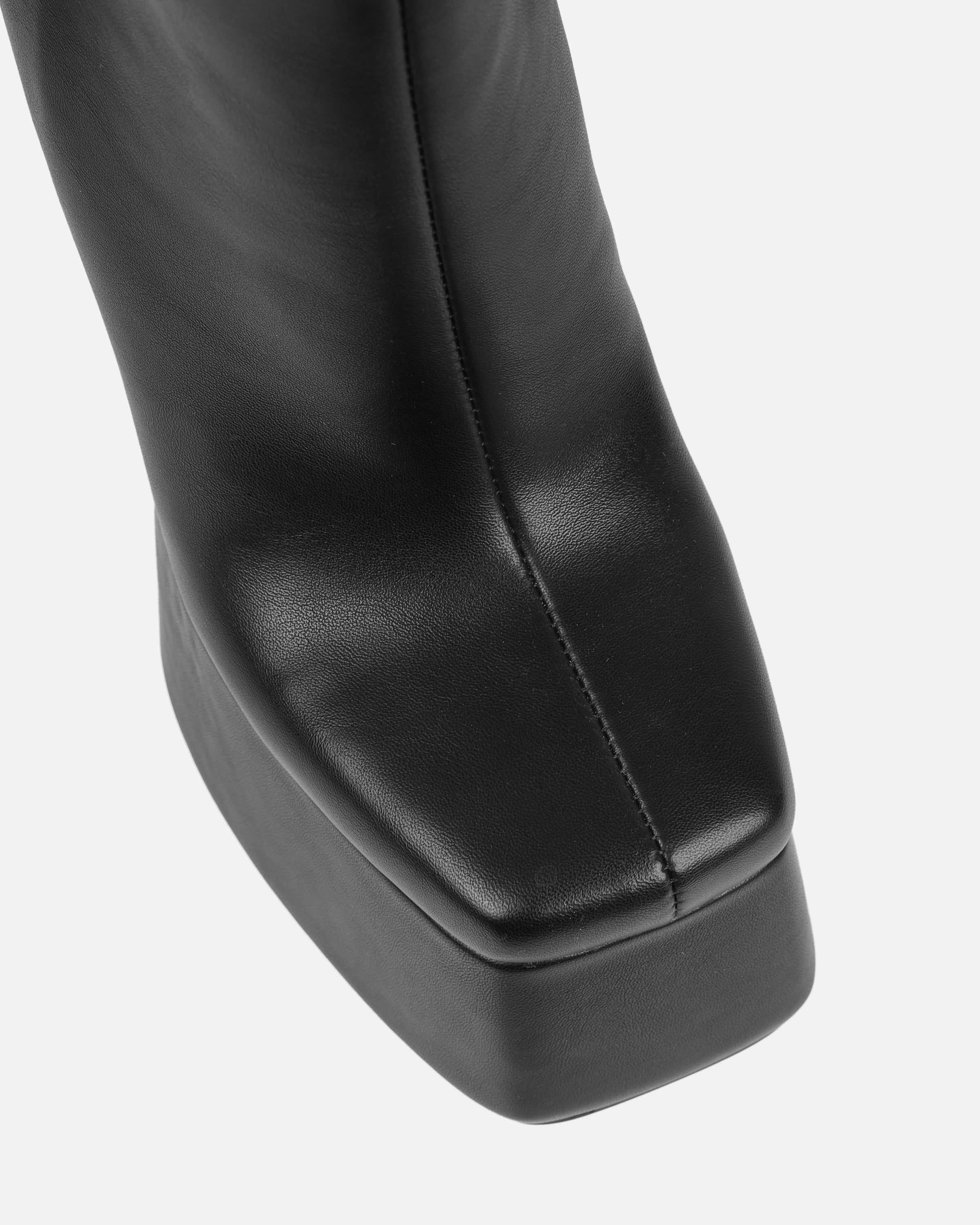 Mellia Black Extreme Platform Boots | SIMMI London
