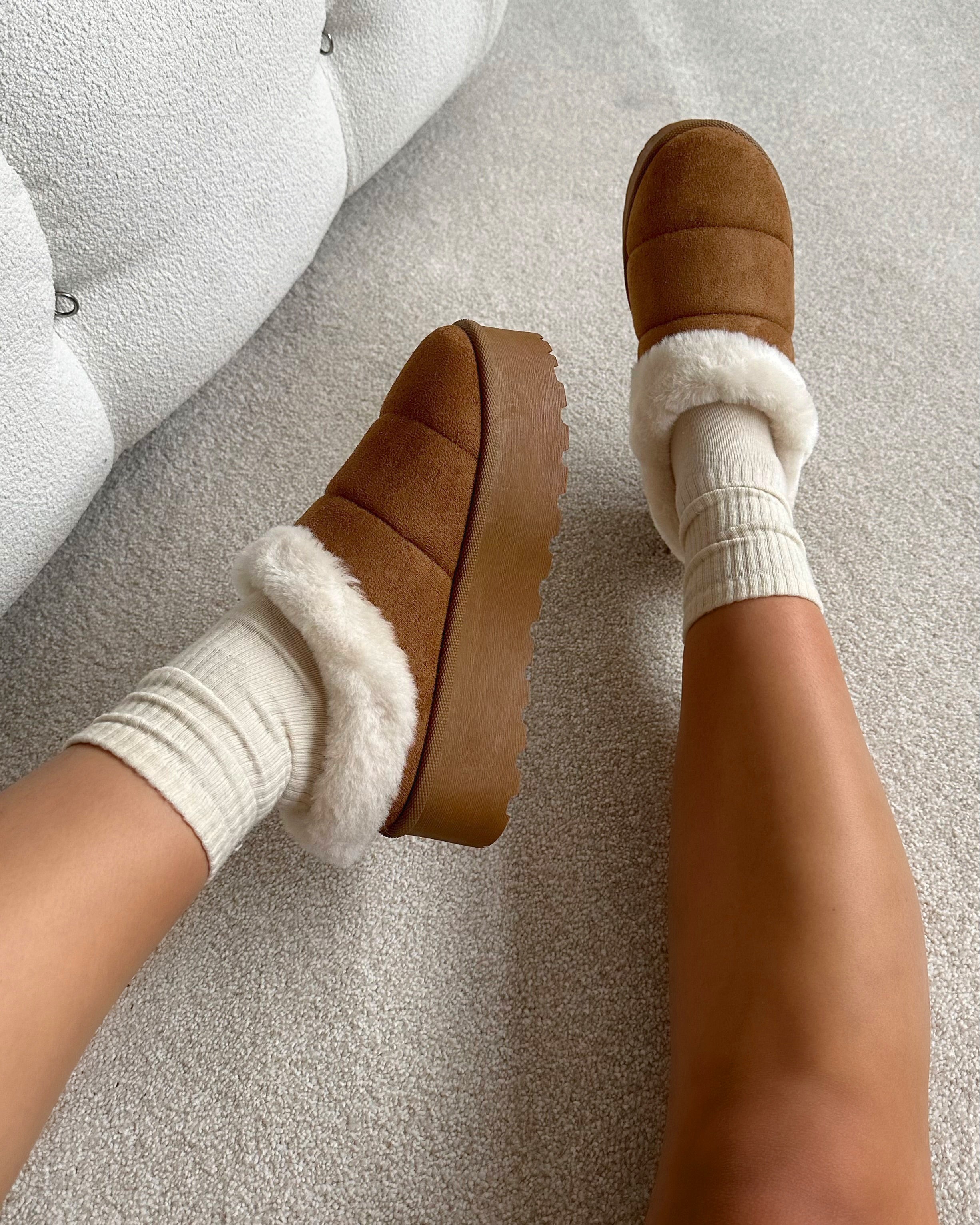 Reggie Tan Cosy Flatform Slides | SIMMI London