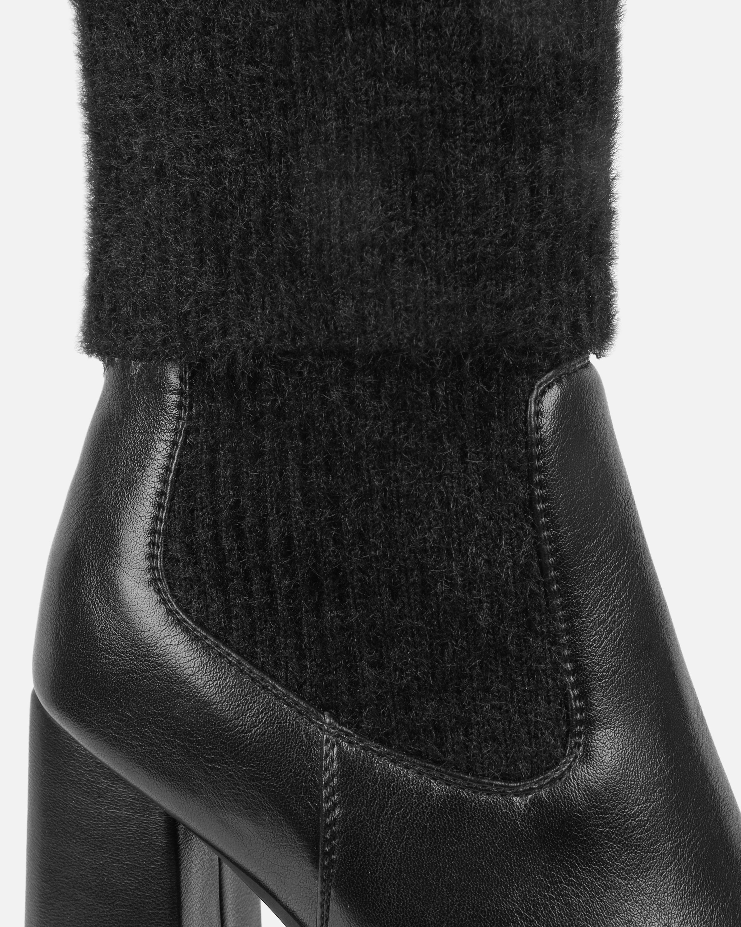 Roddy Black Platform Chelsea Boots With Fluffy Sock | SIMMI London