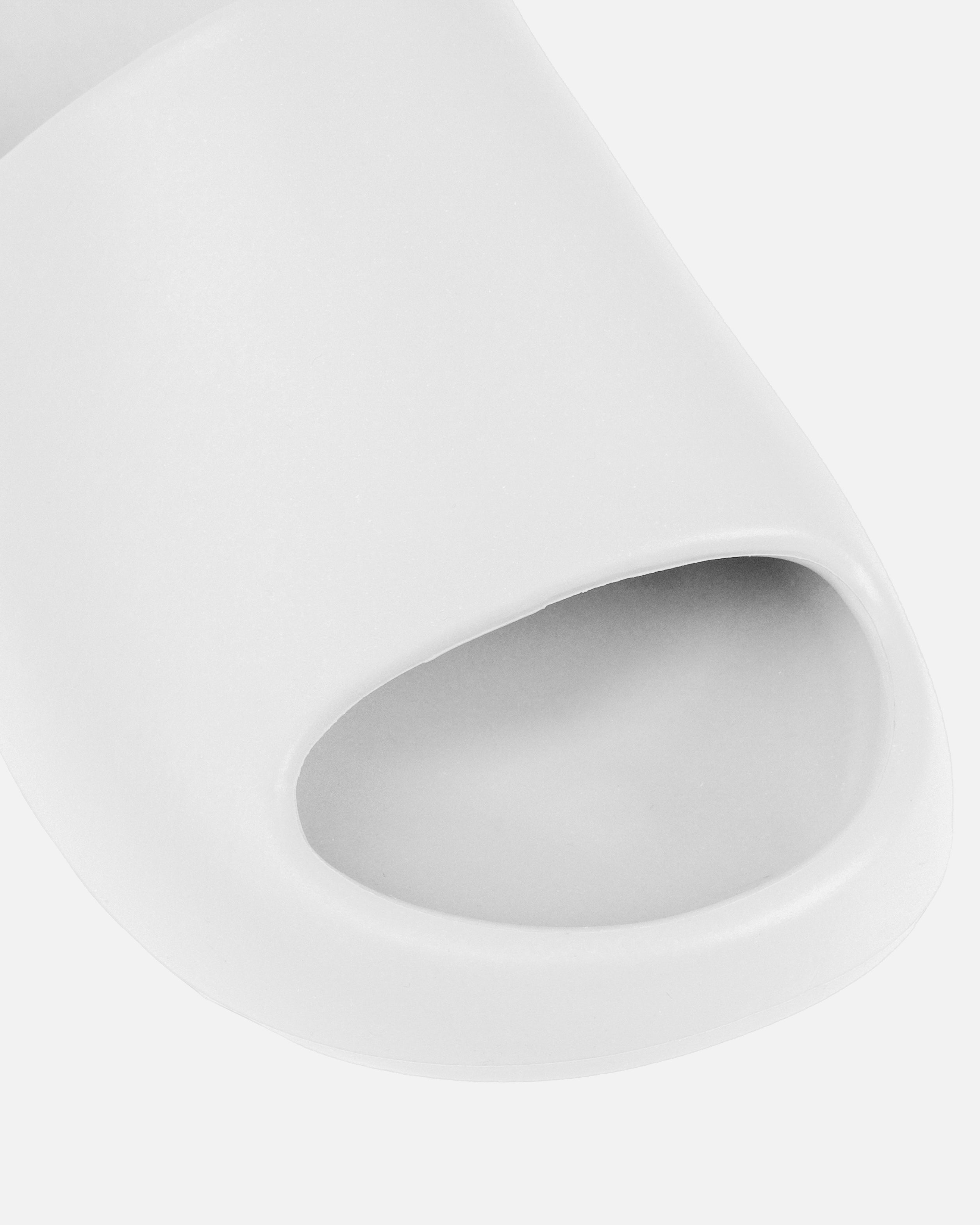 Sand White Moulded Sliders