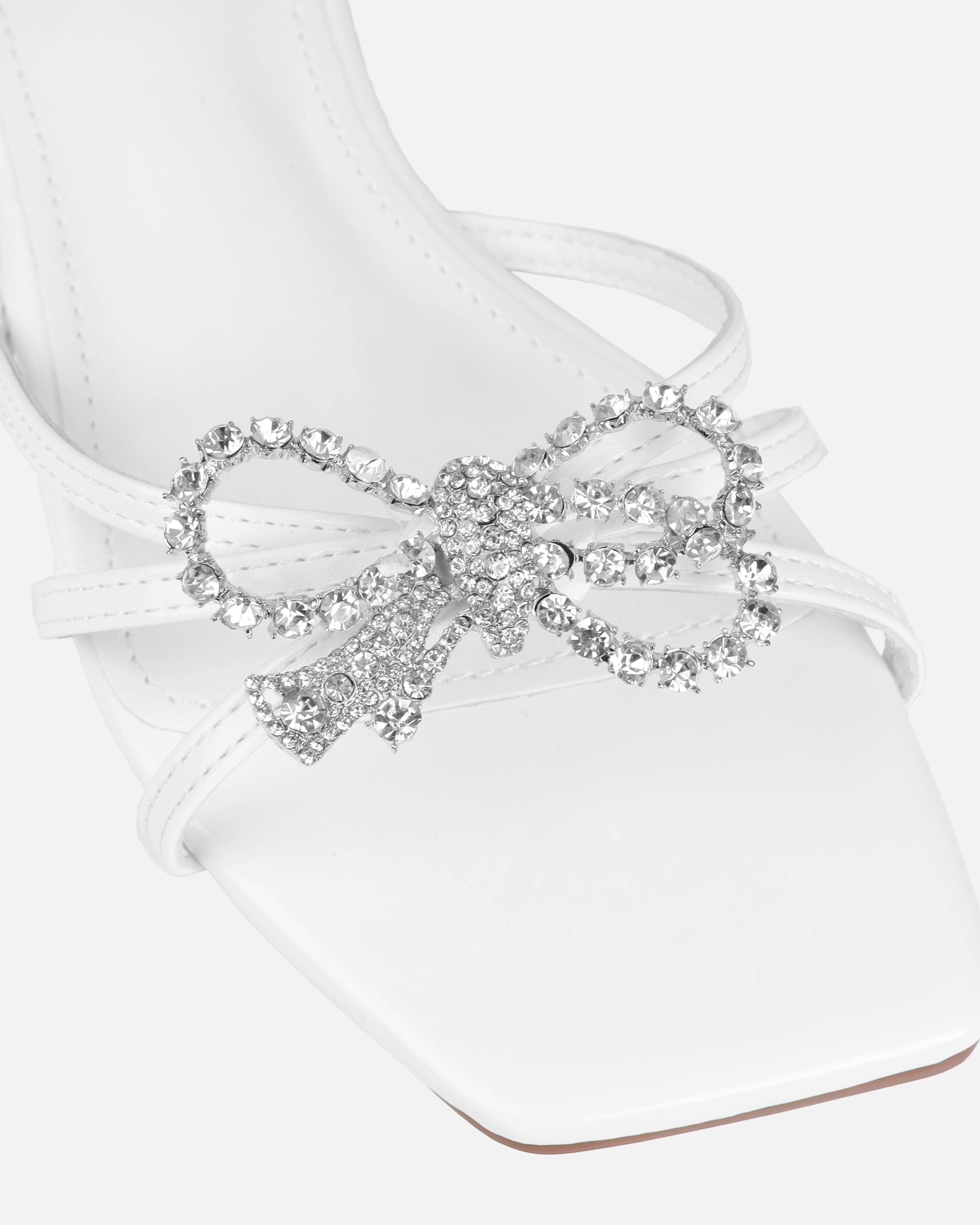 Santos White Diamante Bow Flat Sandals | SIMMI London