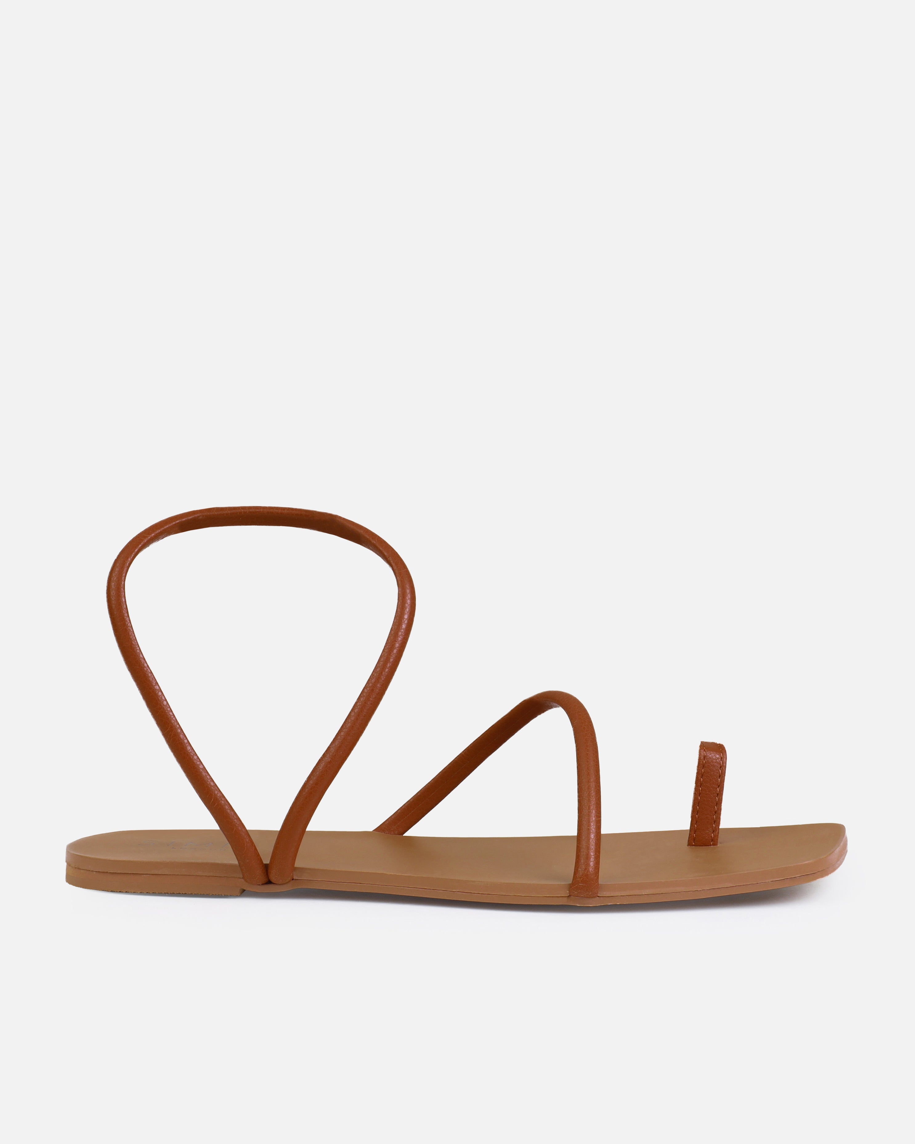 Leif Tan Toe Loop Flat Sandals | SIMMI London