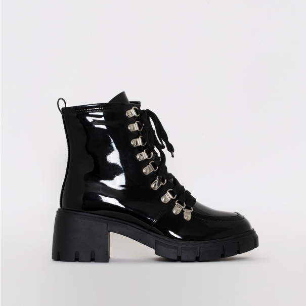 SIMMI SHOES / BRYONY BLACK PATENT LACE UP CHUNKY ANKLE BOOTS