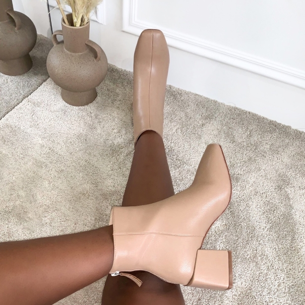 SIMMI SHOES / Fabel Nude Block Heel Ankle Boots