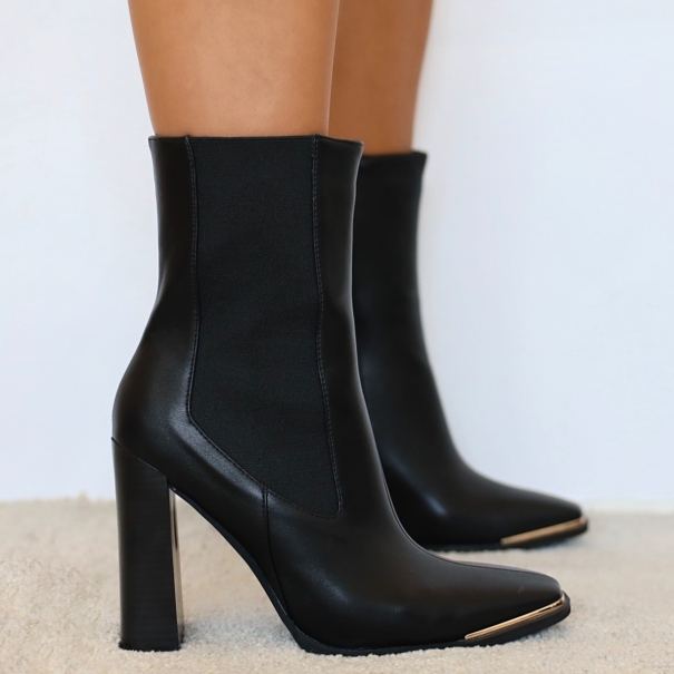 SIMMI SHOES / Kiera Black Metal Toe Cap Block Heel Ankle Boots