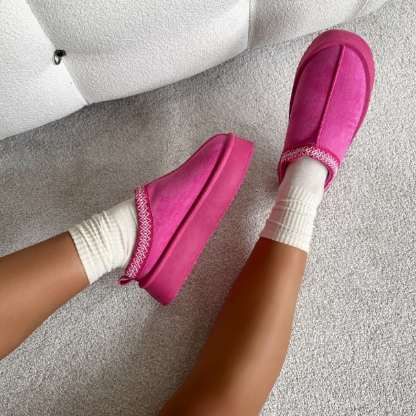 Noraia Pink Flatform Slippers | SIMMI LONDON