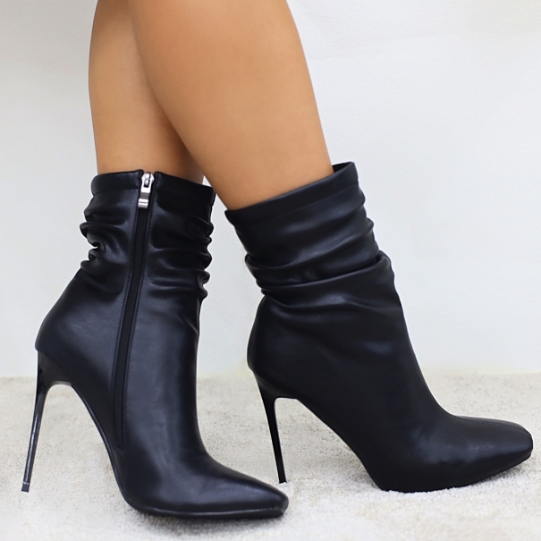 SIMMI SHOES / Olivia Black Ruched Stiletto Ankle Boots