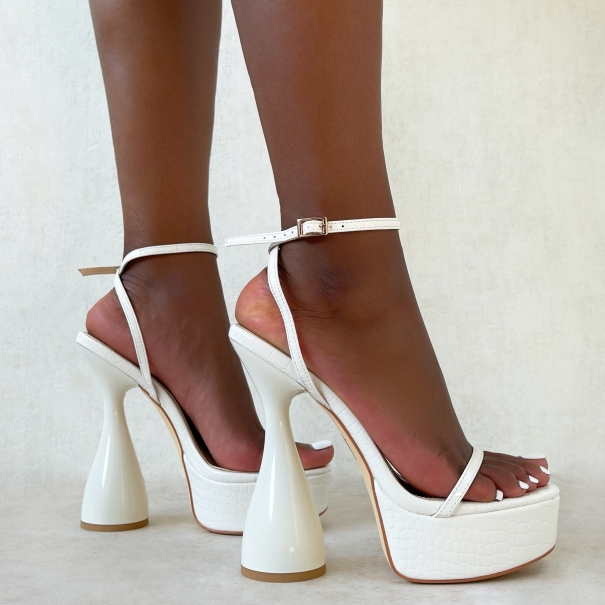 SIMMI Shoes / Peace White Patent Faux Croc Print Sculptured Platform Heels