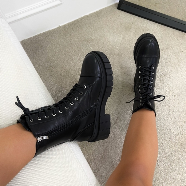 Simmi Shoes / Sterling Black Chunky Lace Up Ankle Boots 