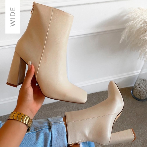 Simmi Shoes / Hayden Wide Fit Ivory Block Heel Ankle Boots