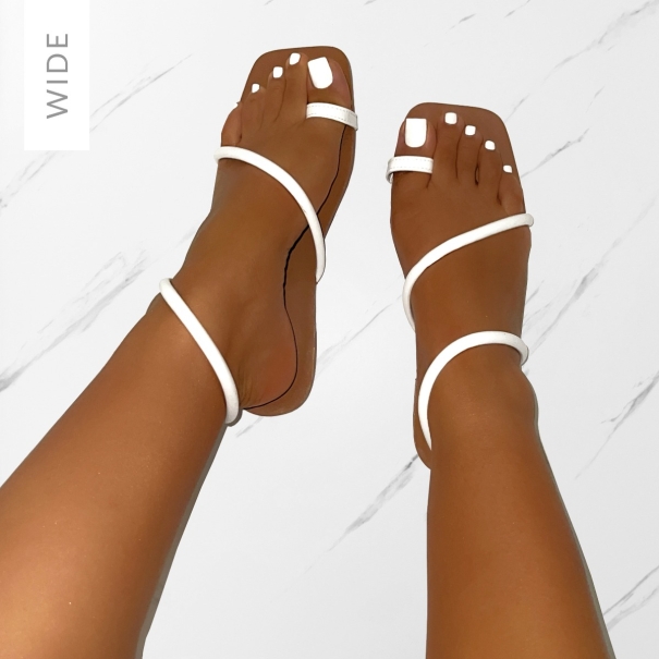Leif Wide Fit White Toe Loop Flat Sandals | SIMMI London
