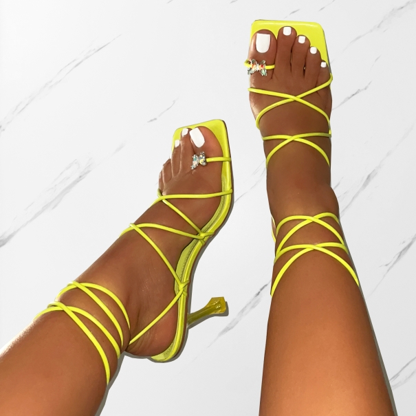 Willowe Lime Green Butterfly Toe Thong Lace Up Mid Heels | SIMMI London