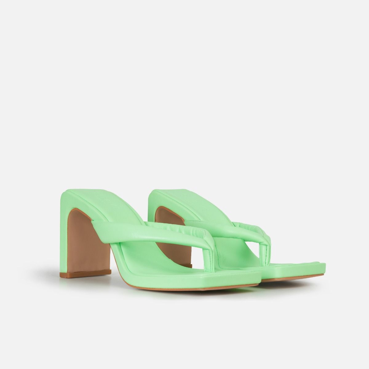 Amara Green Padded Toe Thong Mid Heels | SIMMI London