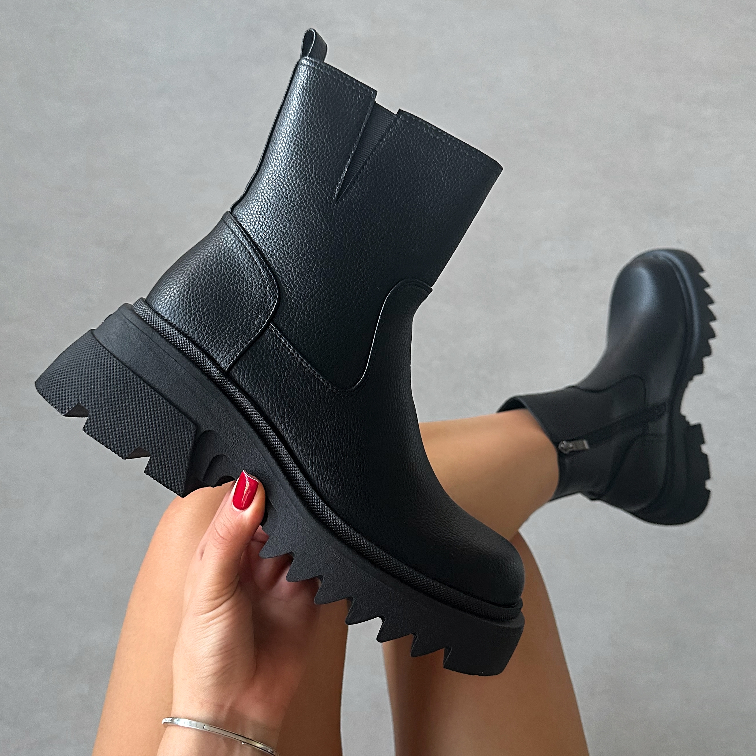 Simmi London Adonis ruched over the knee heeled boots in black | ASOS