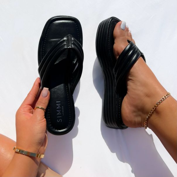 Calliope Black Padded Toe Thong Flatforms | SIMMI London