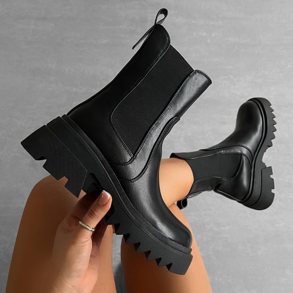 Romare Black Chunky Ankle Boots | SIMMI London