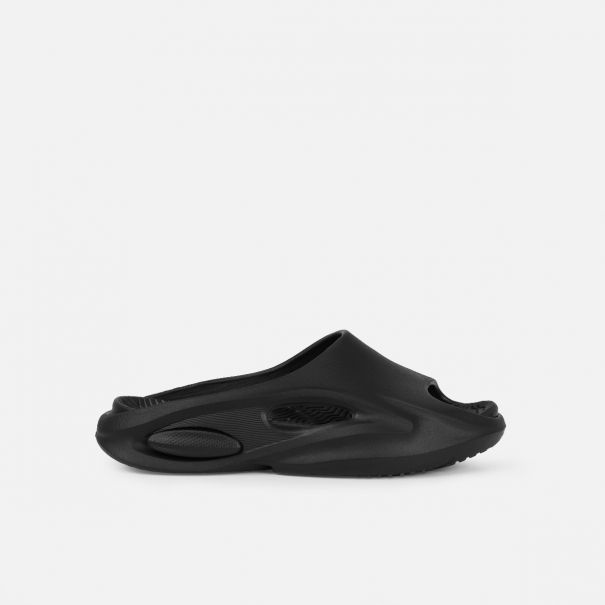Xoey Black Cut Out Moulded Sliders | SIMMI London